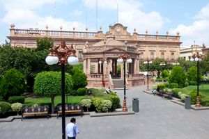 Paquete - Patio Zaragoza