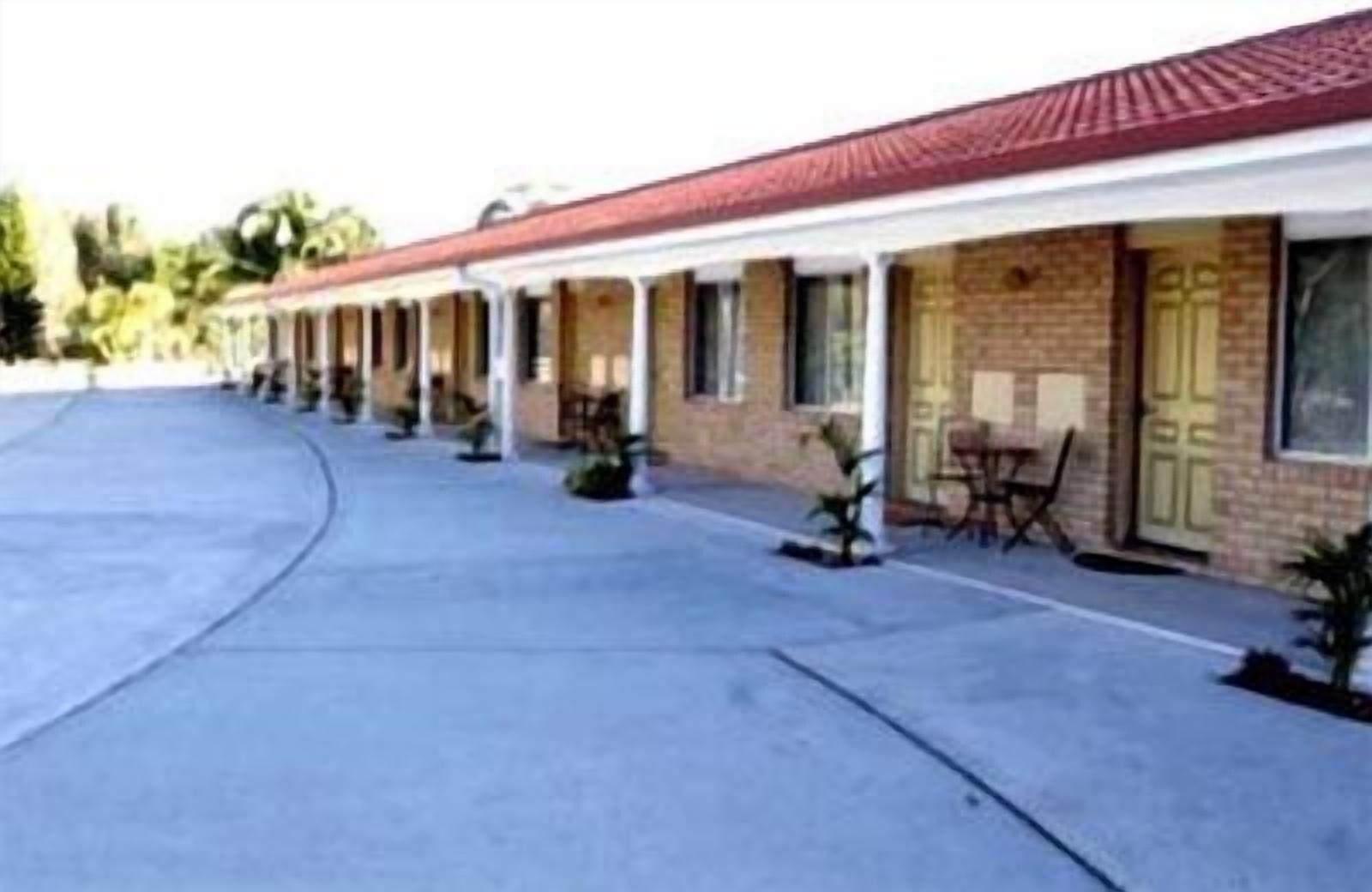 Varios Palms Oasis Motel