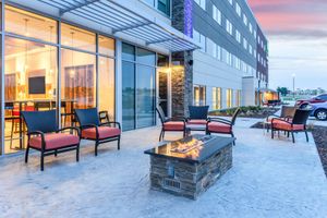 Alojamiento - Holiday Inn Express & Suites Springfield North by IHG