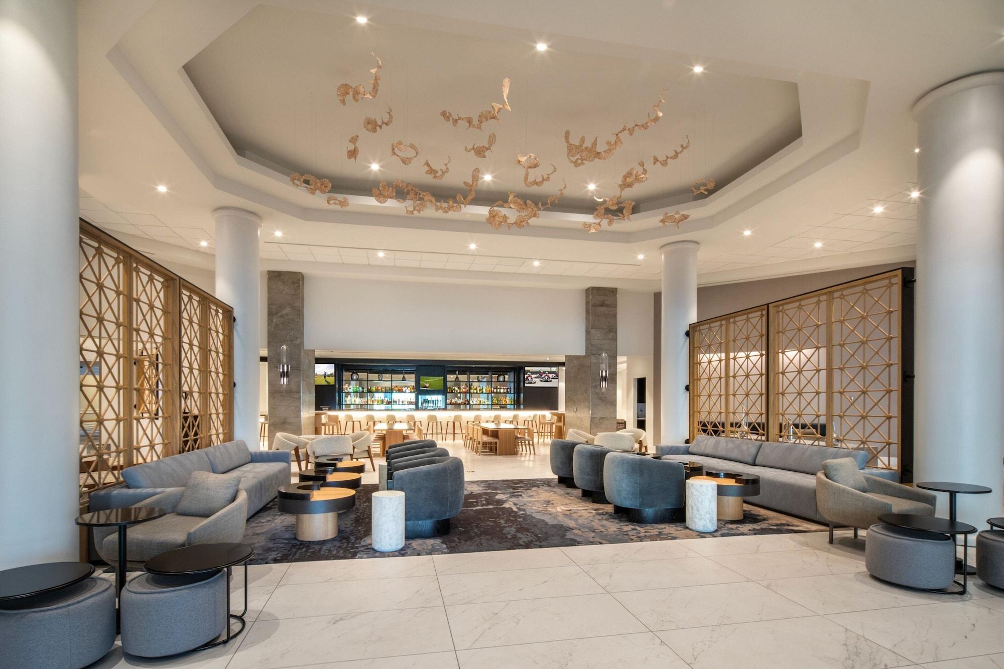 Vista Lobby Falls Church Marriott Fairview Park