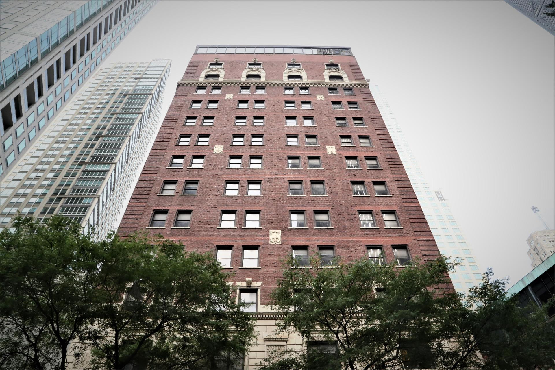 Vista Exterior Selina Chicago