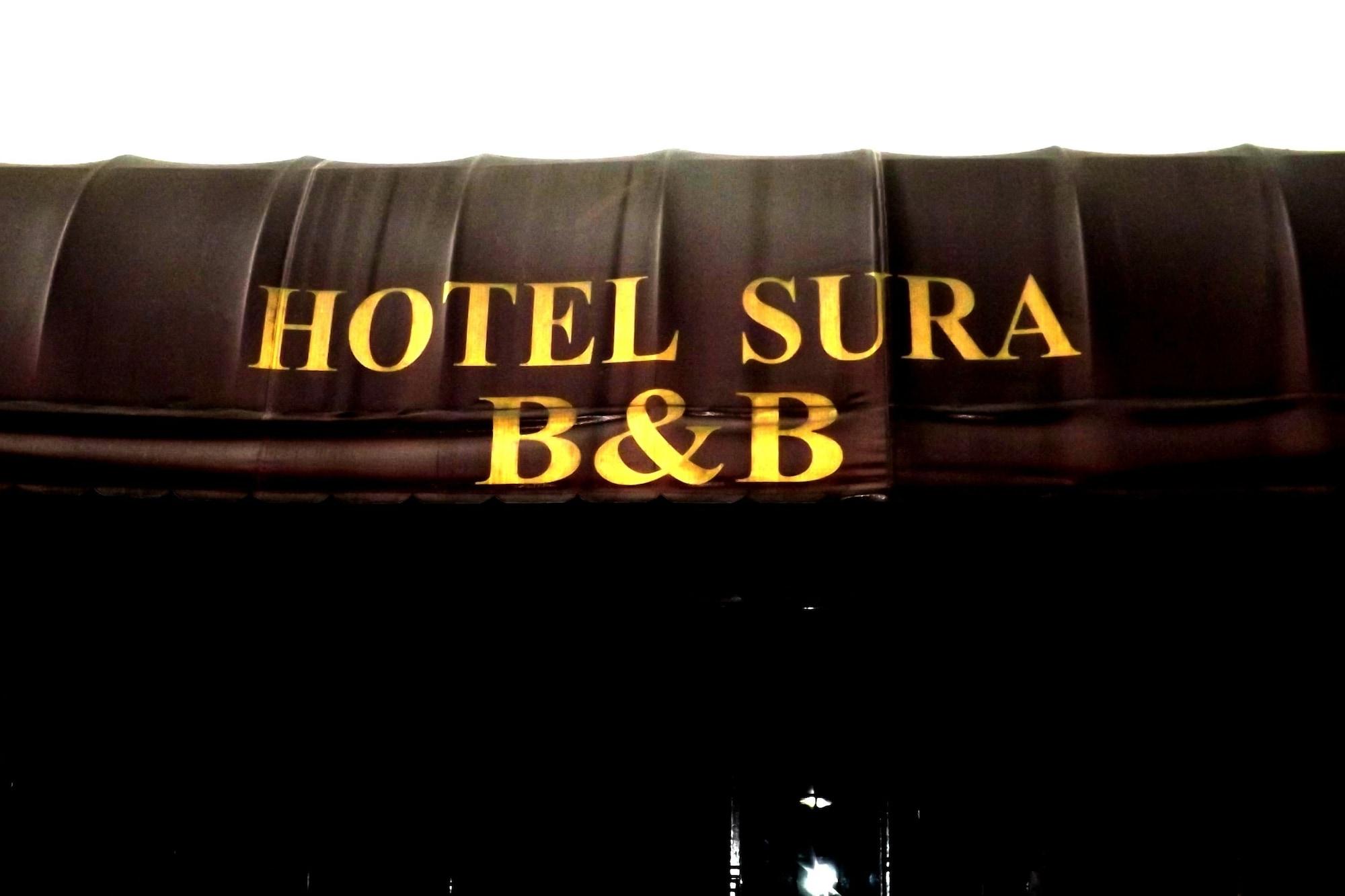 Vista Exterior Hotel Sura B&B