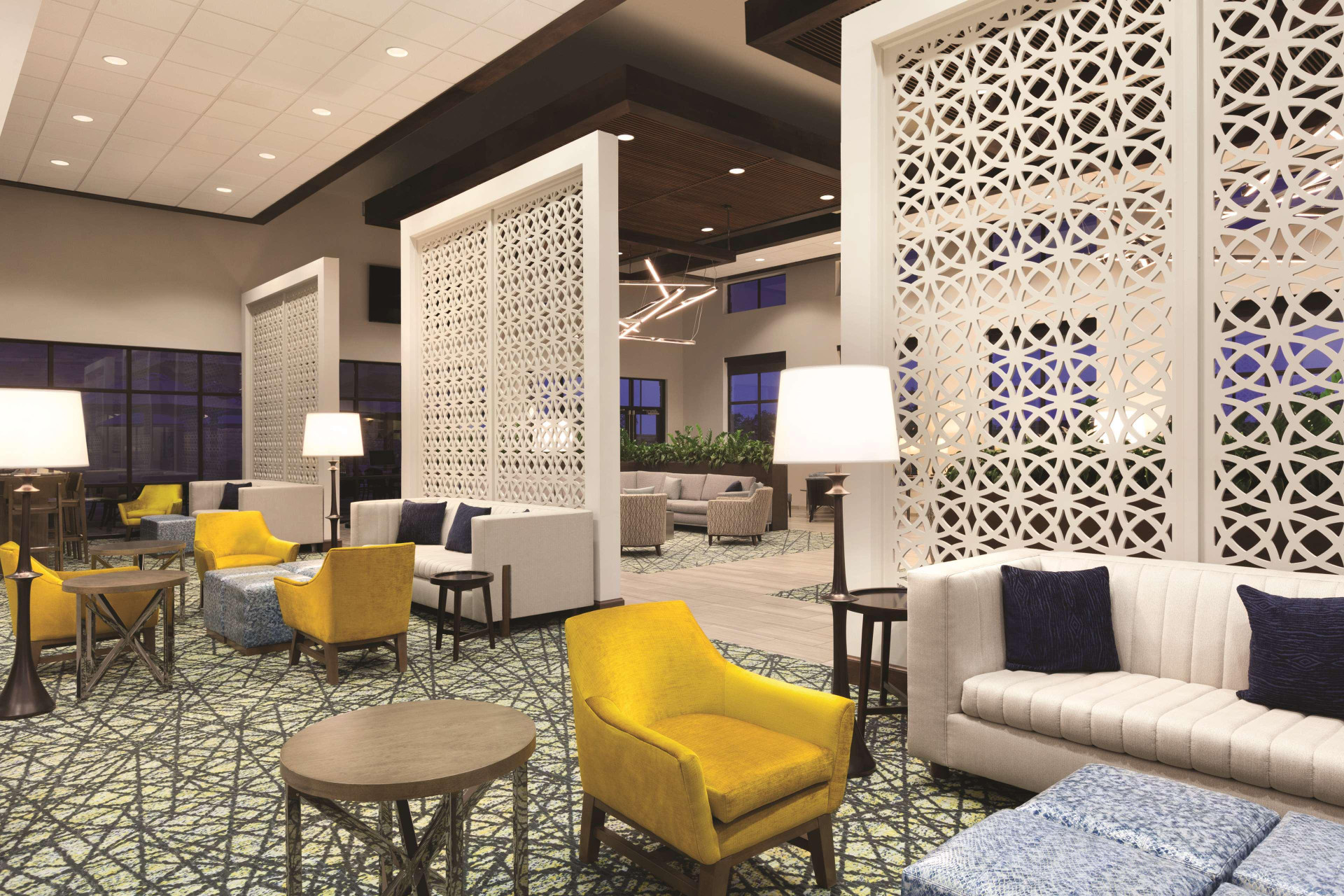 Vista Lobby Embassy Suites by Hilton San Antonio Brooks Hotel & Spa