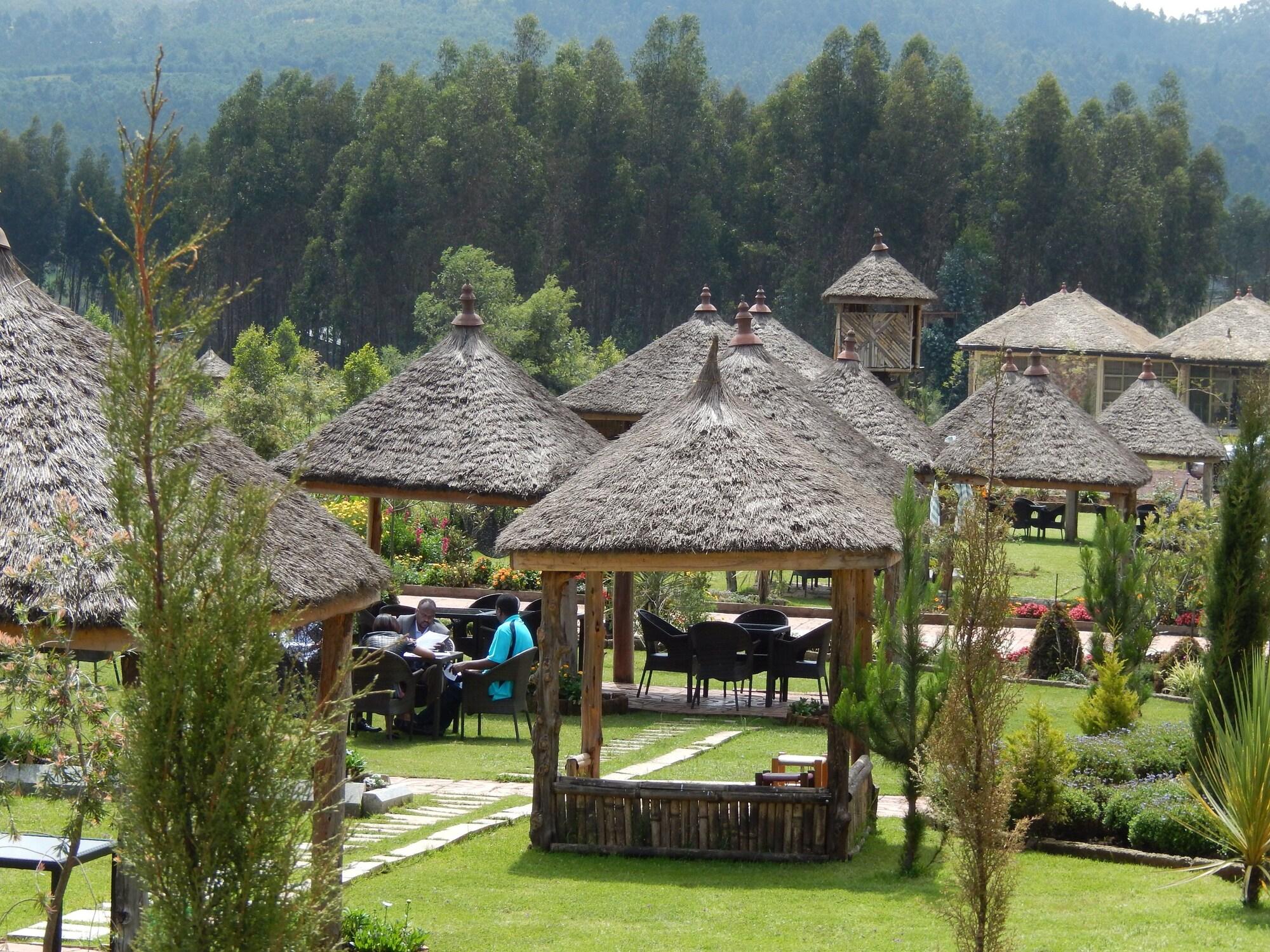 Varios Yaya Africa Athletics Village