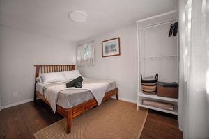 Alquiler Vacacional - Charming Cottage on the River