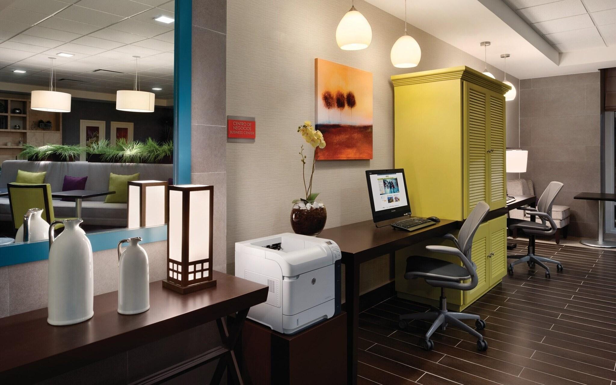 Centro de Negocios Home2 Suites By Hilton Goldsboro