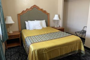 Alojamiento - Riverton Inn & Suites