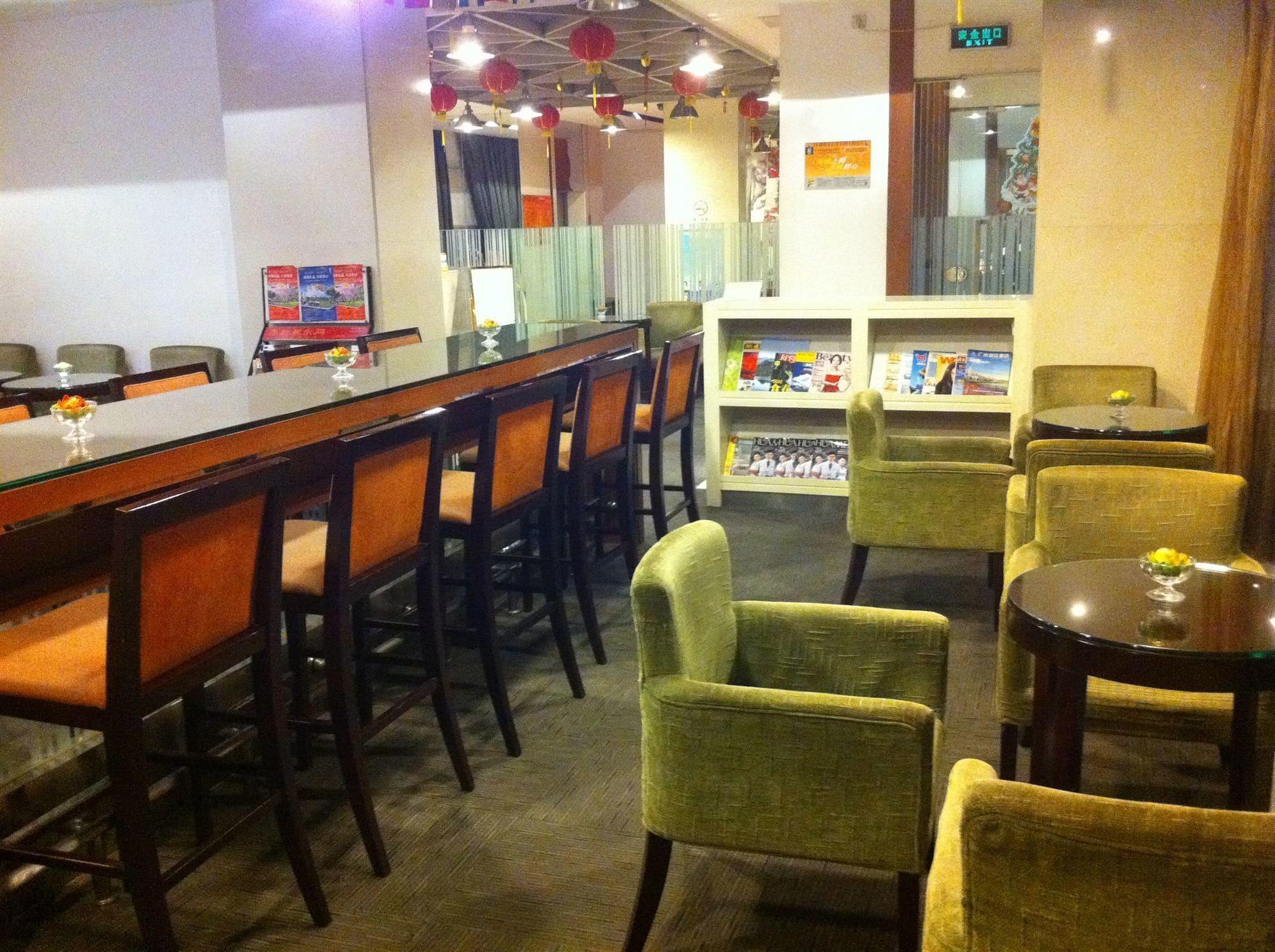 Bar/Salón Garden Inn Liwan Lake Branch