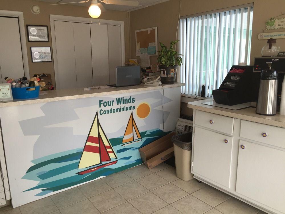 Vista Lobby Four Winds Condo Motel