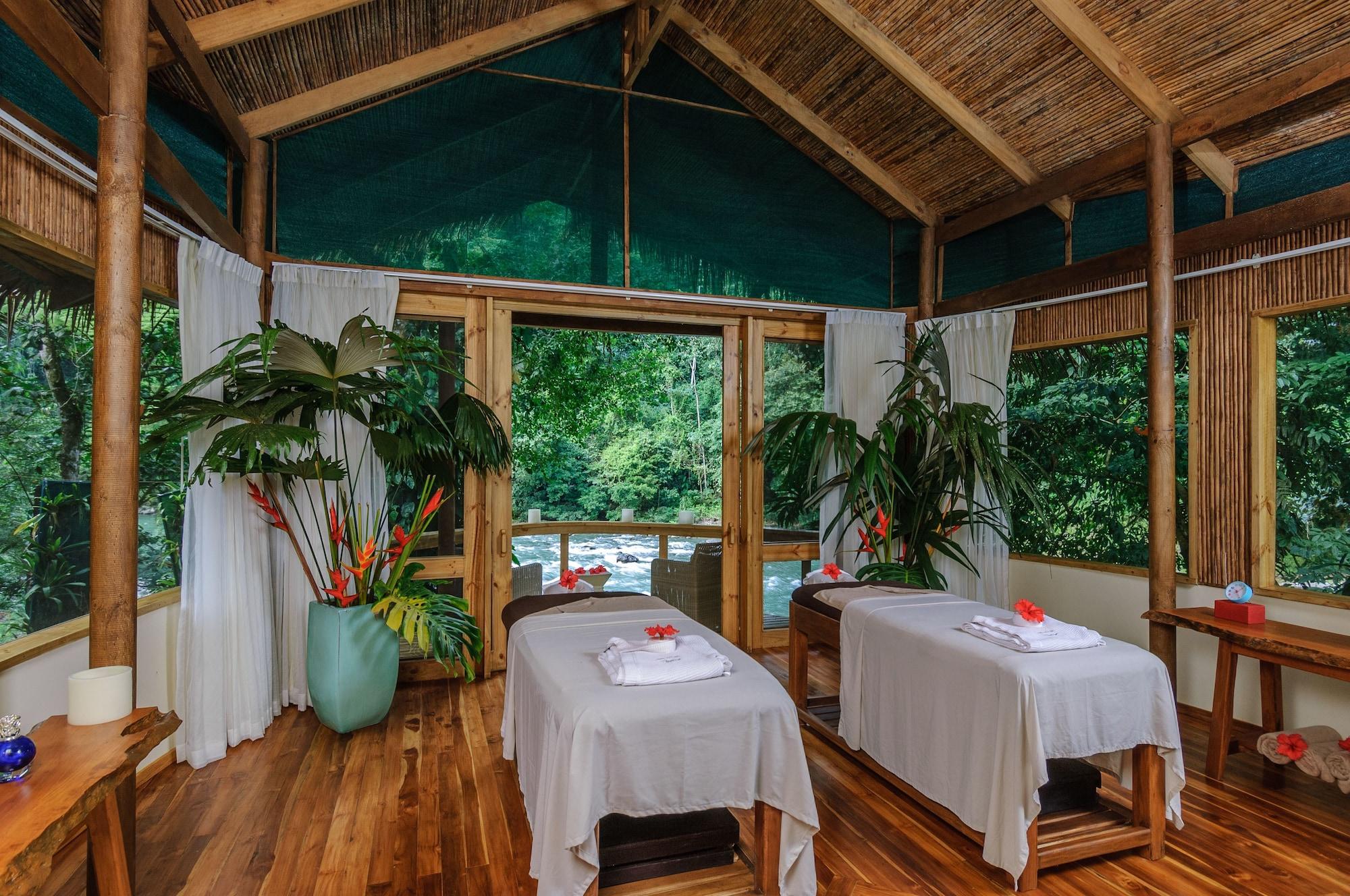 Spa Pacuare Lodge by Böëna