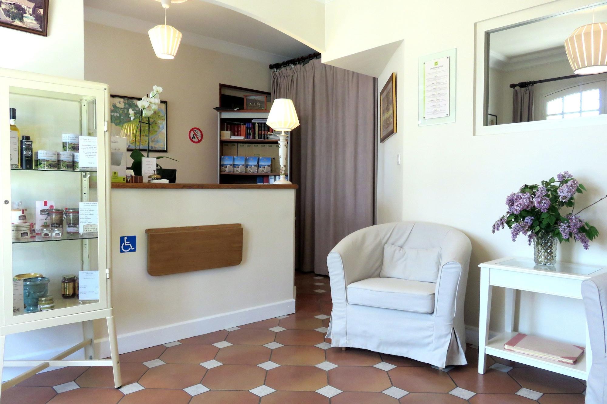 Vista Lobby L'Enclos des Lauriers Roses