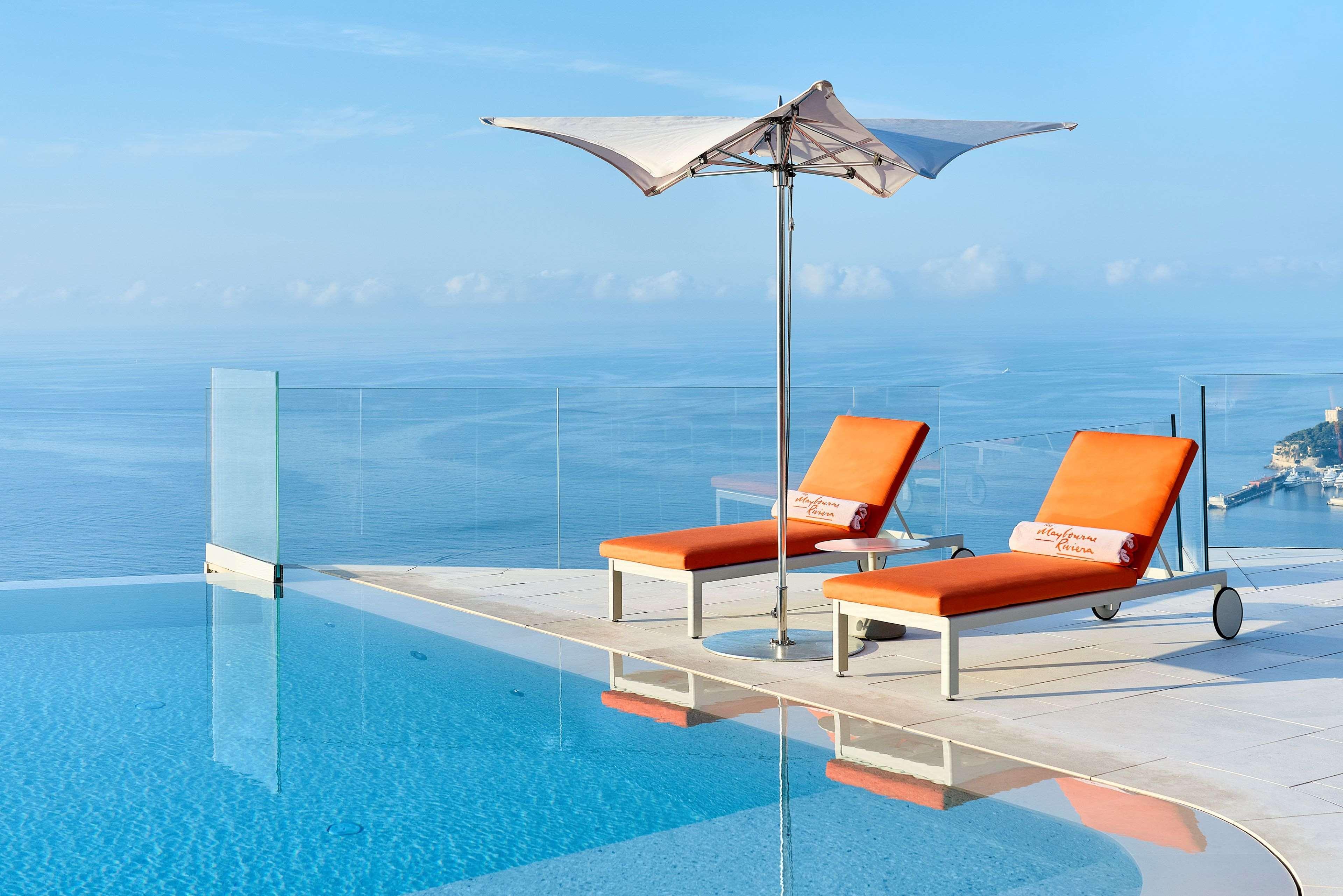Vista Piscina The Maybourne Riviera
