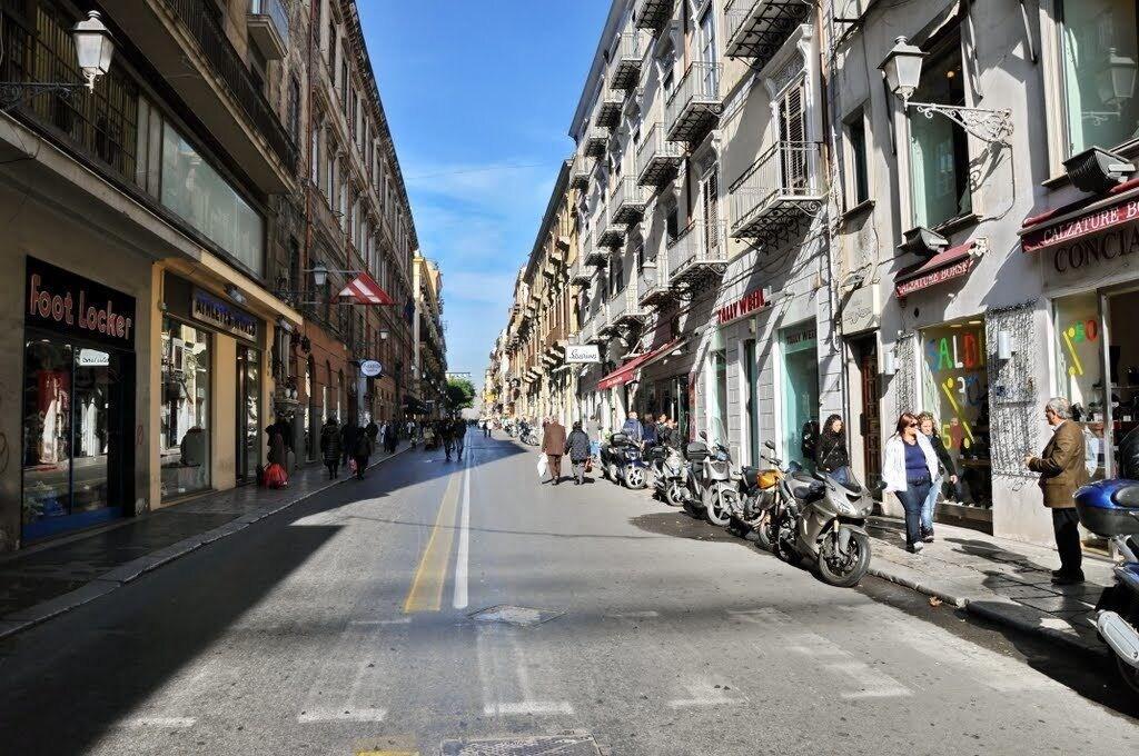 Varios B&B Into Palermo