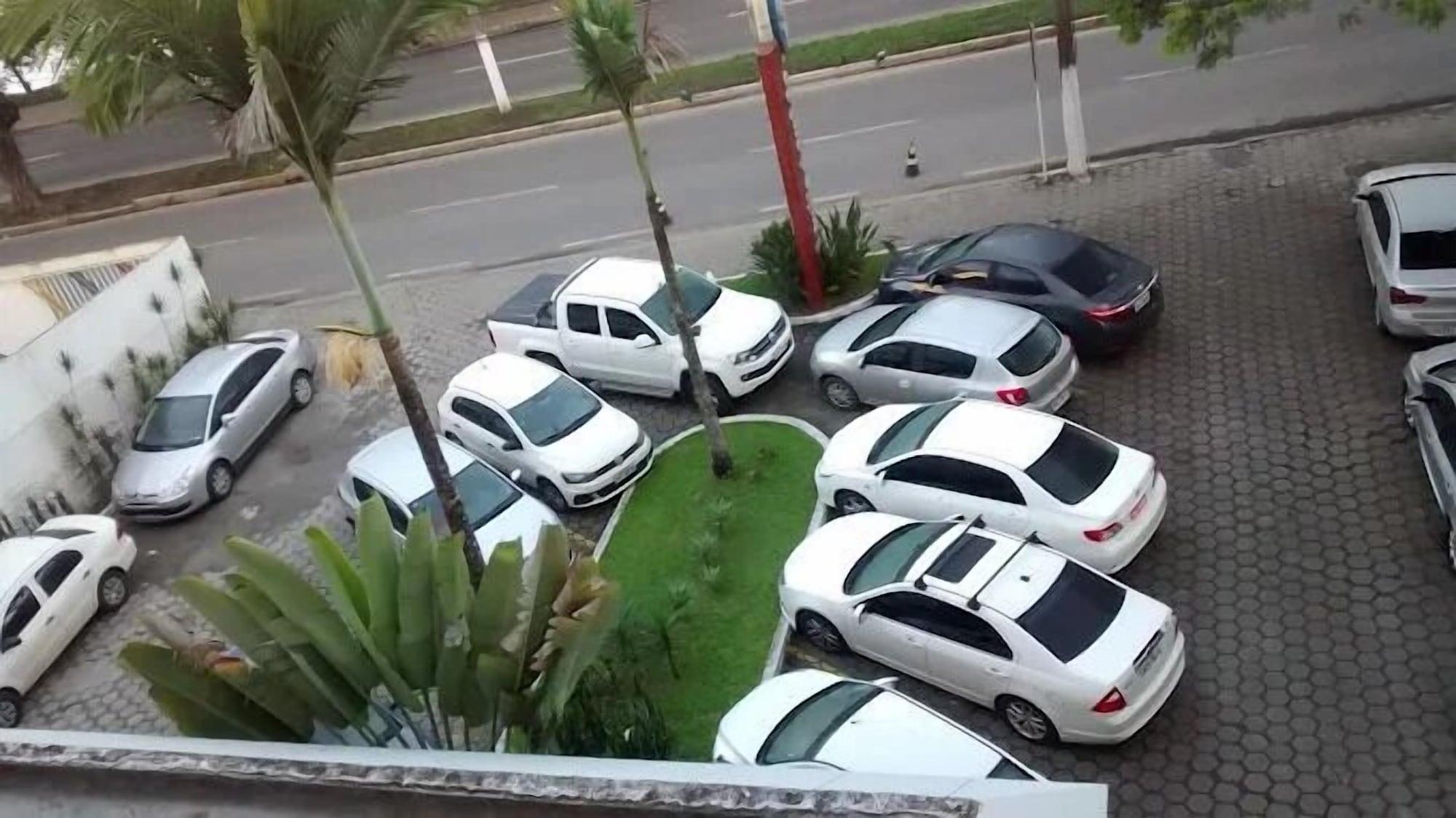 Vista Exterior Tarik Fontes Plaza Hotel