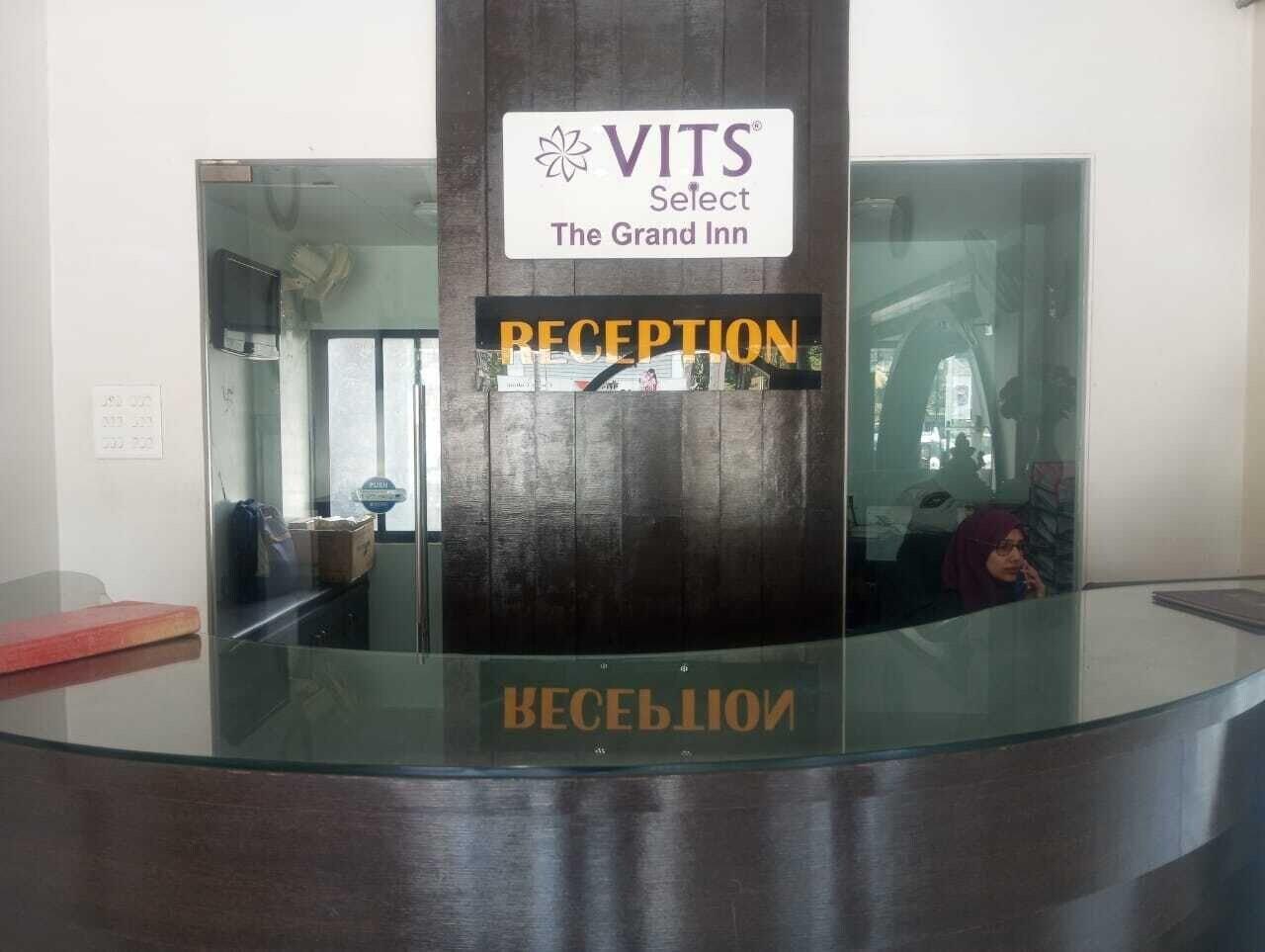 Vista Lobby VITS Select Grand Inn, Ratnagiri