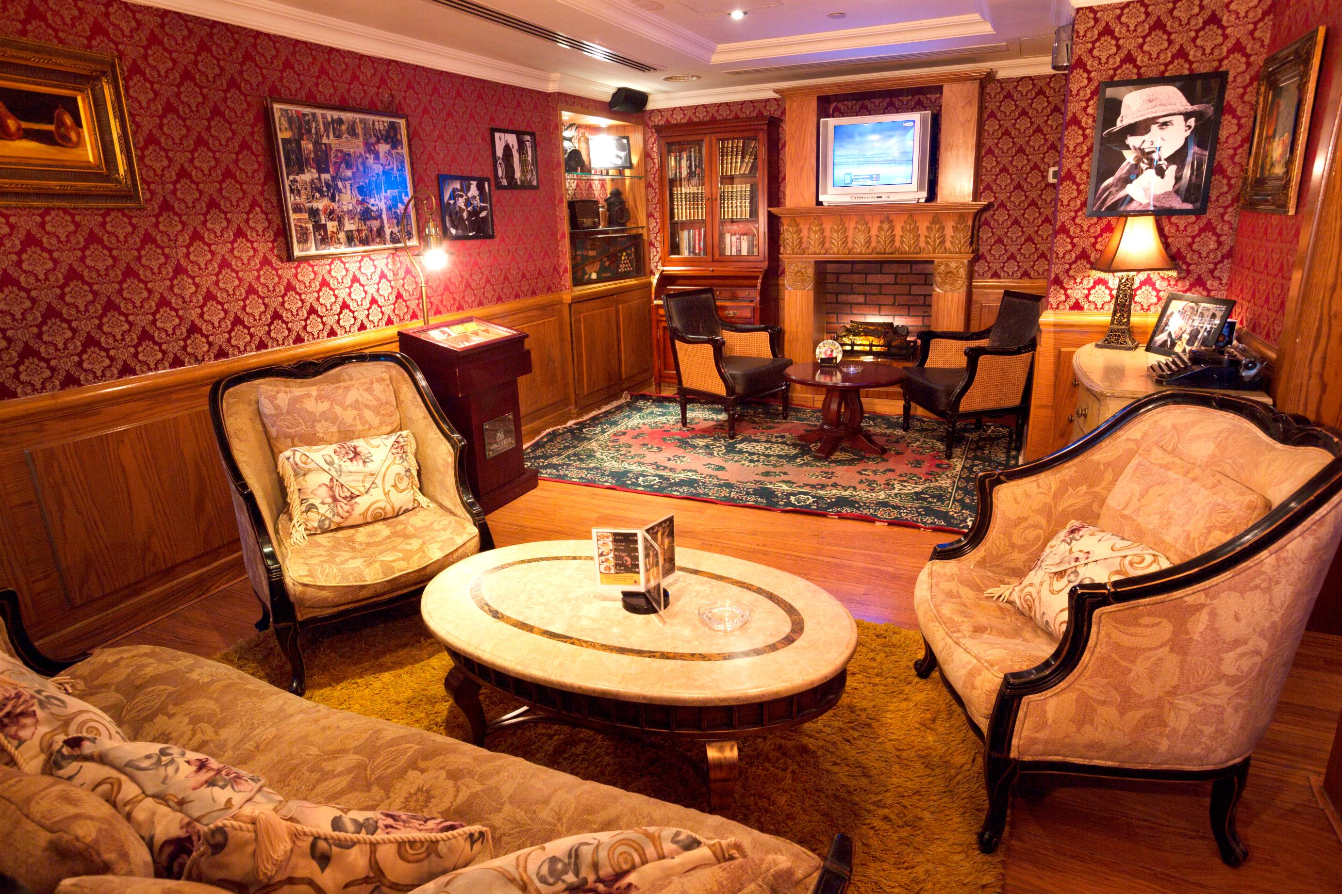 Bar/Salón Arabian Courtyard Hotel & Spa