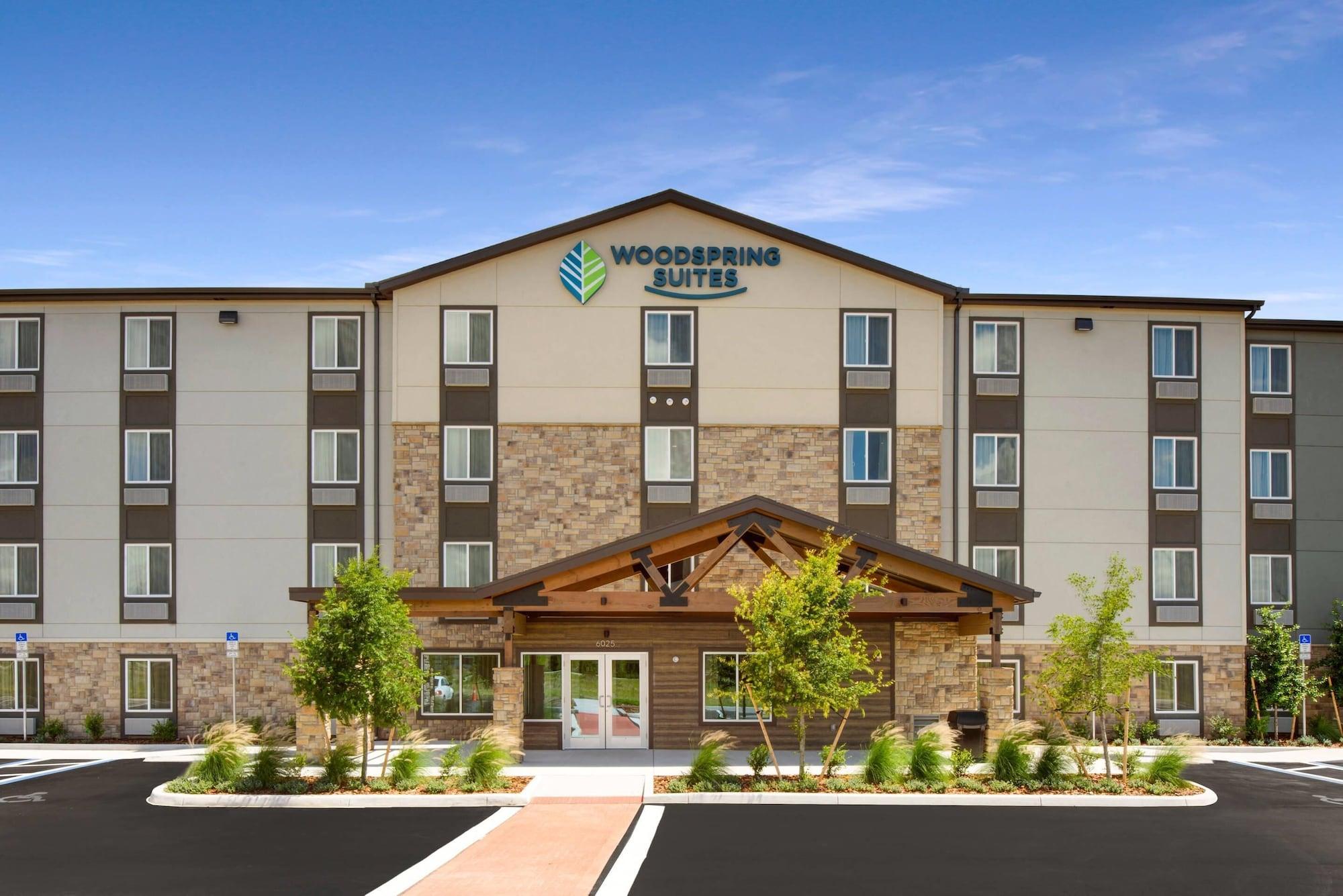 Vista Exterior WoodSpring Suites Orlando I-4 & Convention Center
