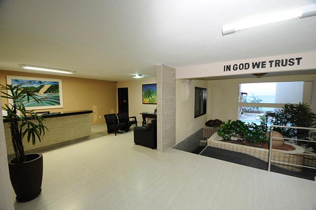 Vista Lobby Laina's Place Hotel