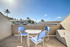 Alquiler Vacacional - Kihei Oceanside Escape w/ Balcony - Steps to Beach