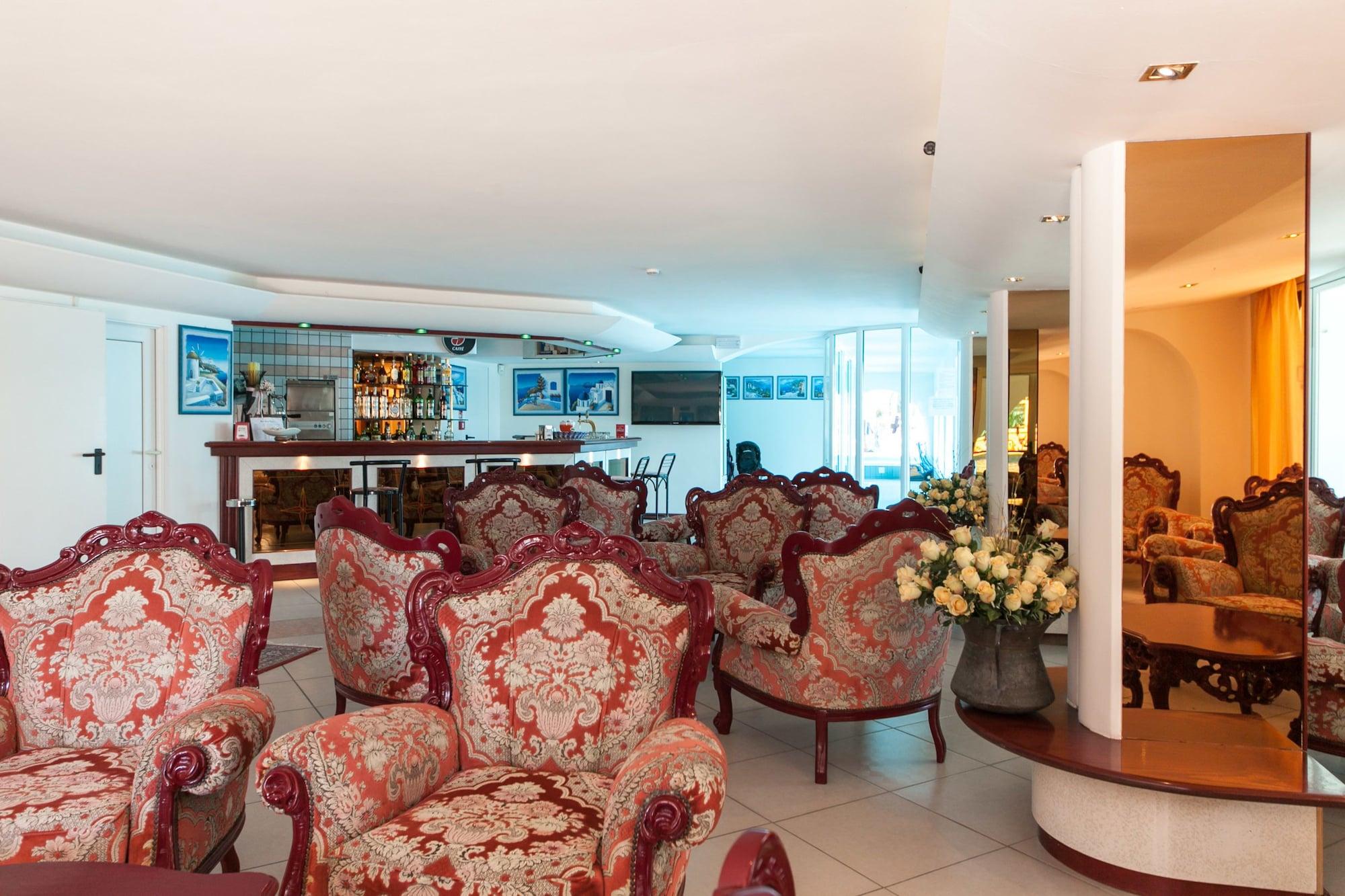 Vista Lobby Mayflower Beach Hotel