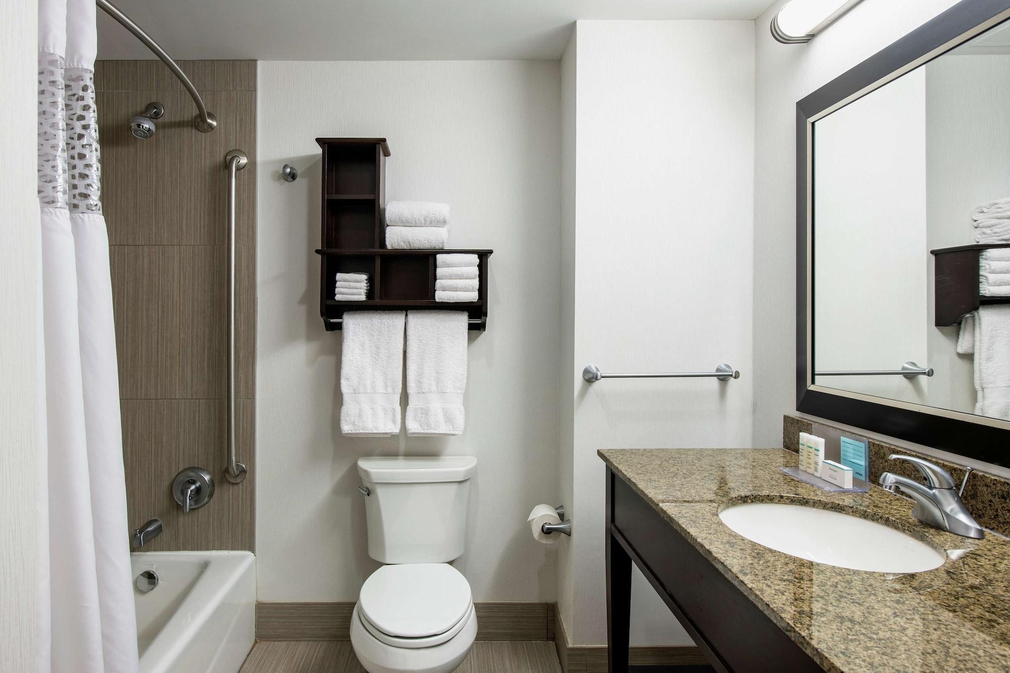 Equipamiento de Habitación Hampton Inn by Hilton Winnipeg Airport/Polo Park