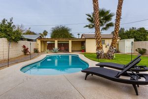 Alojamiento - Luxurious Guesthouse with private pool in Central Phoenix near Downtown