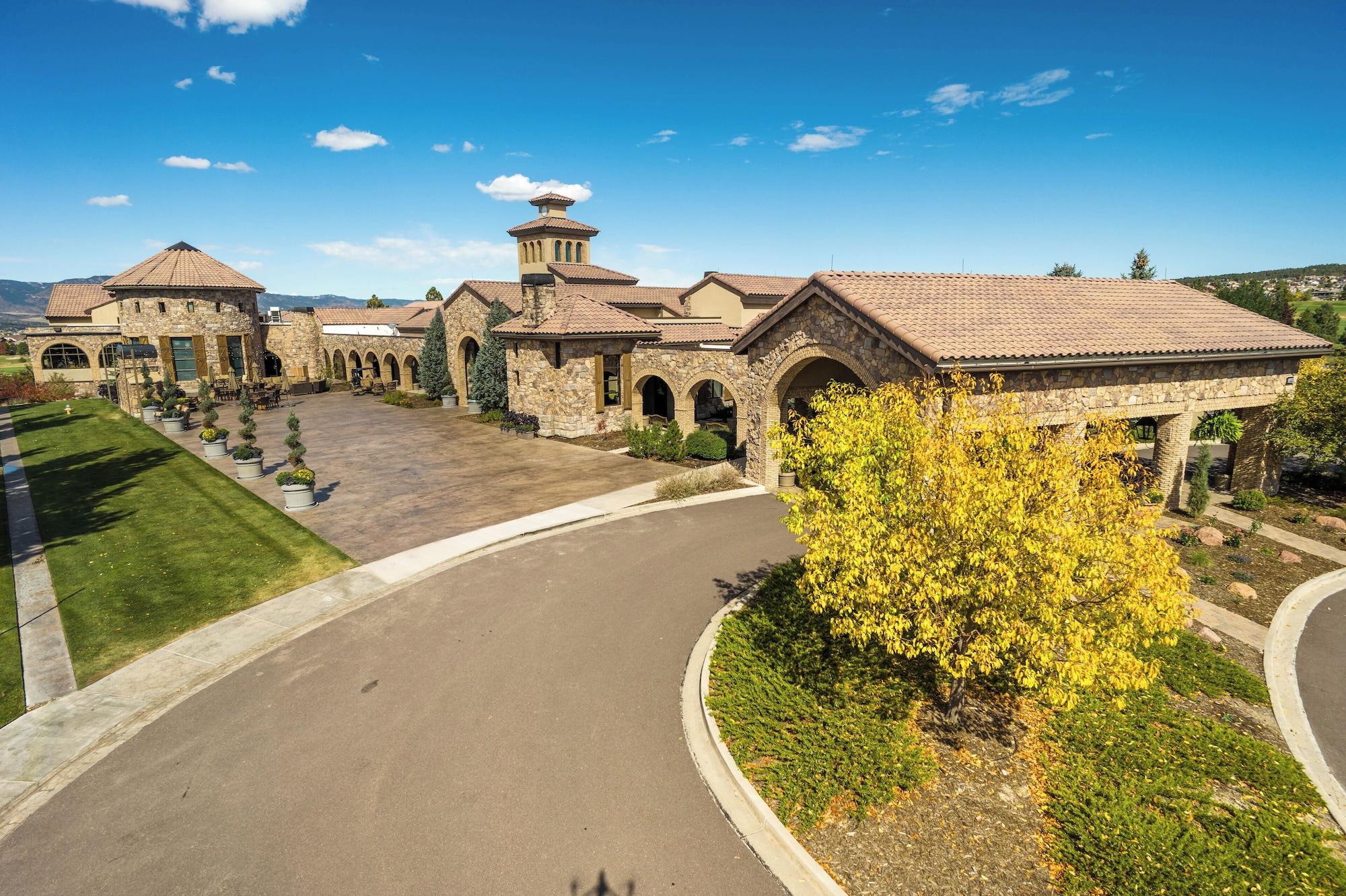 Vista Exterior Flying Horse Resort & Club
