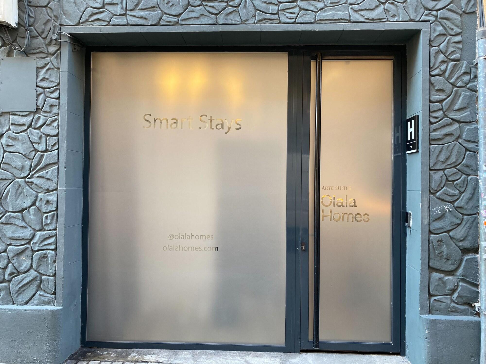 Vista Exterior Arte Suites by Olala Homes