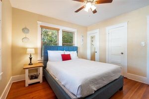 Alquiler Vacacional - Charming 2-bedroom La Jolla Village cottage with AC