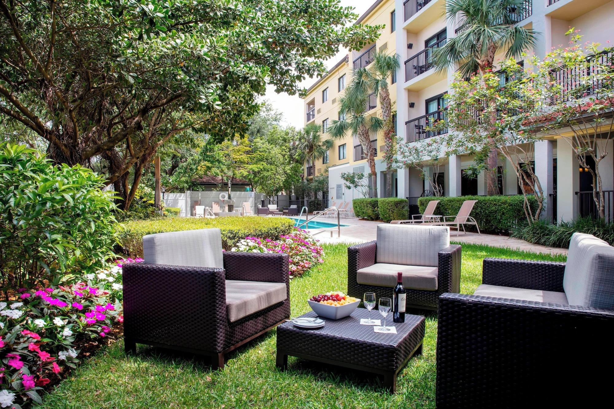 Vista Piscina Courtyard By Marriott Fort Lauderdale Coral Springs