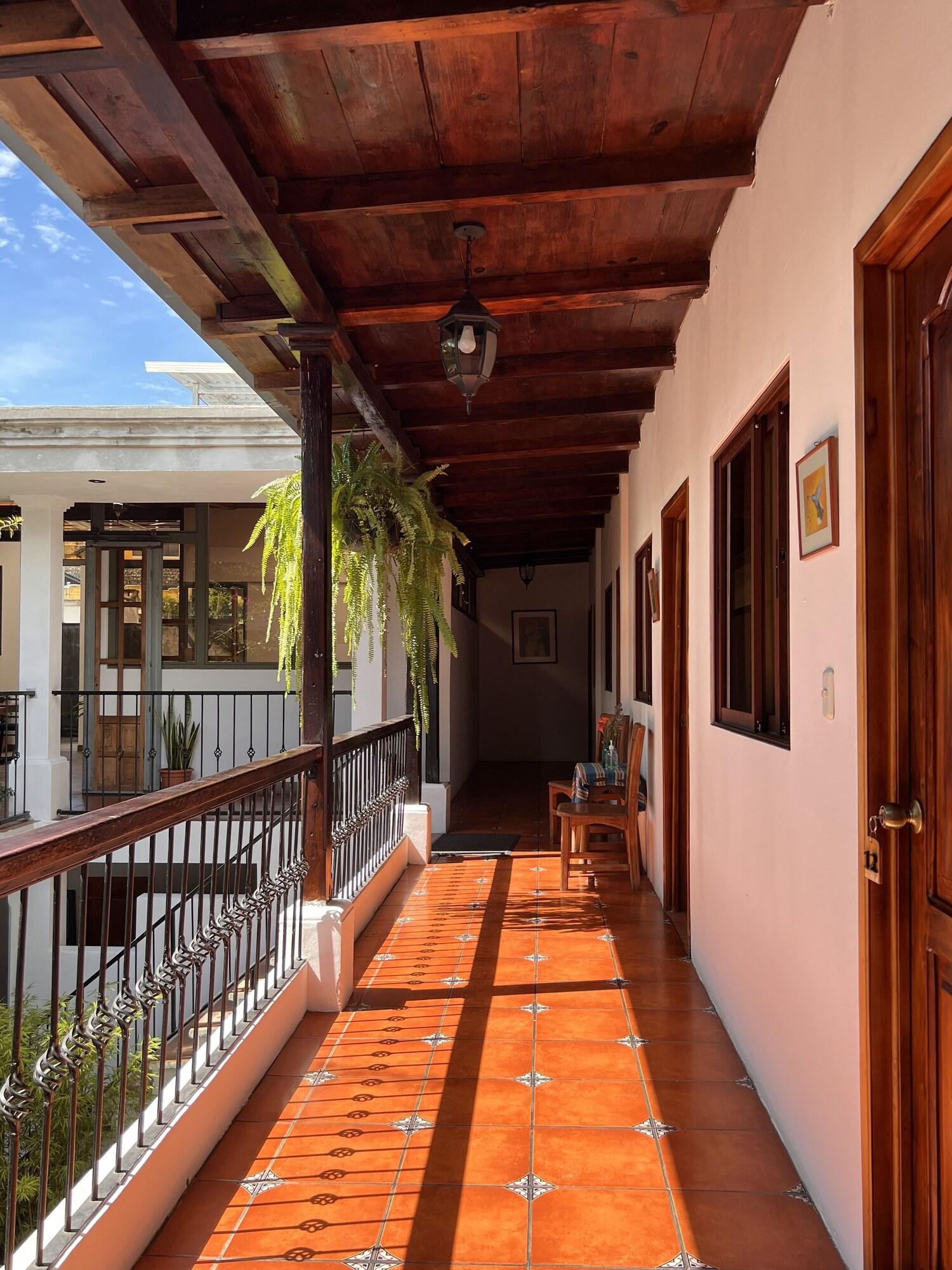 Varios Matalbatz Hotel