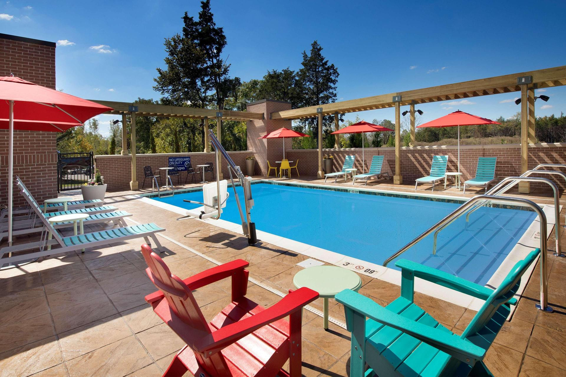 Vista Piscina Tru by Hilton Murfreesboro