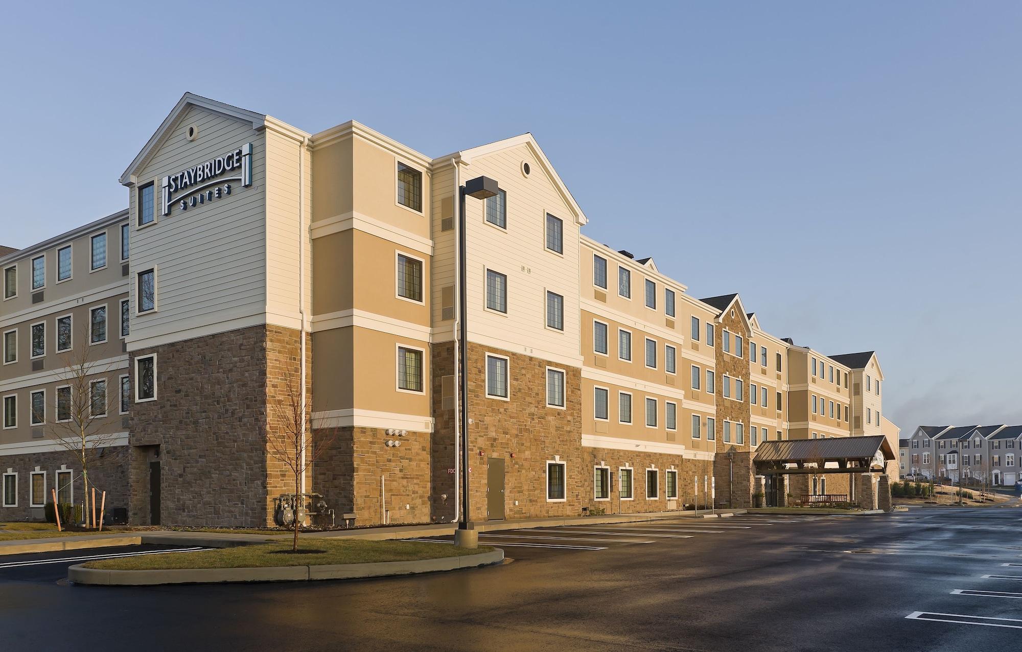 Vista Exterior Staybridge Suites Montgomeryville by IHG