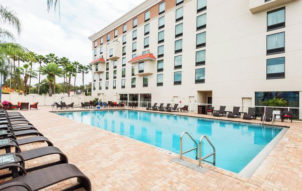 Delta Hotels by Marriott Orlando Lake Buena Vista - Hoteles 4 estrellas en Orlando, Florida