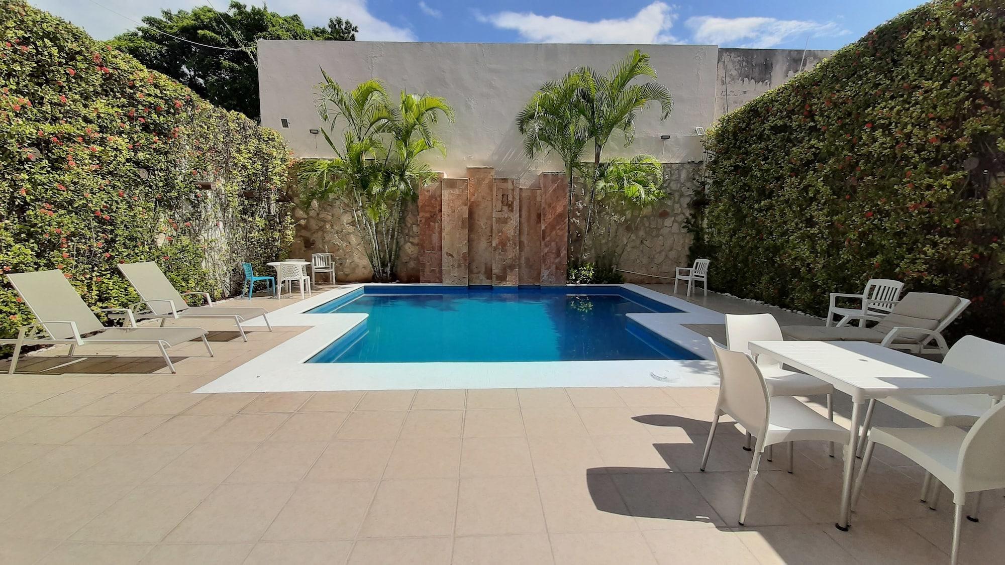 Vista Piscina Hotel López Campeche