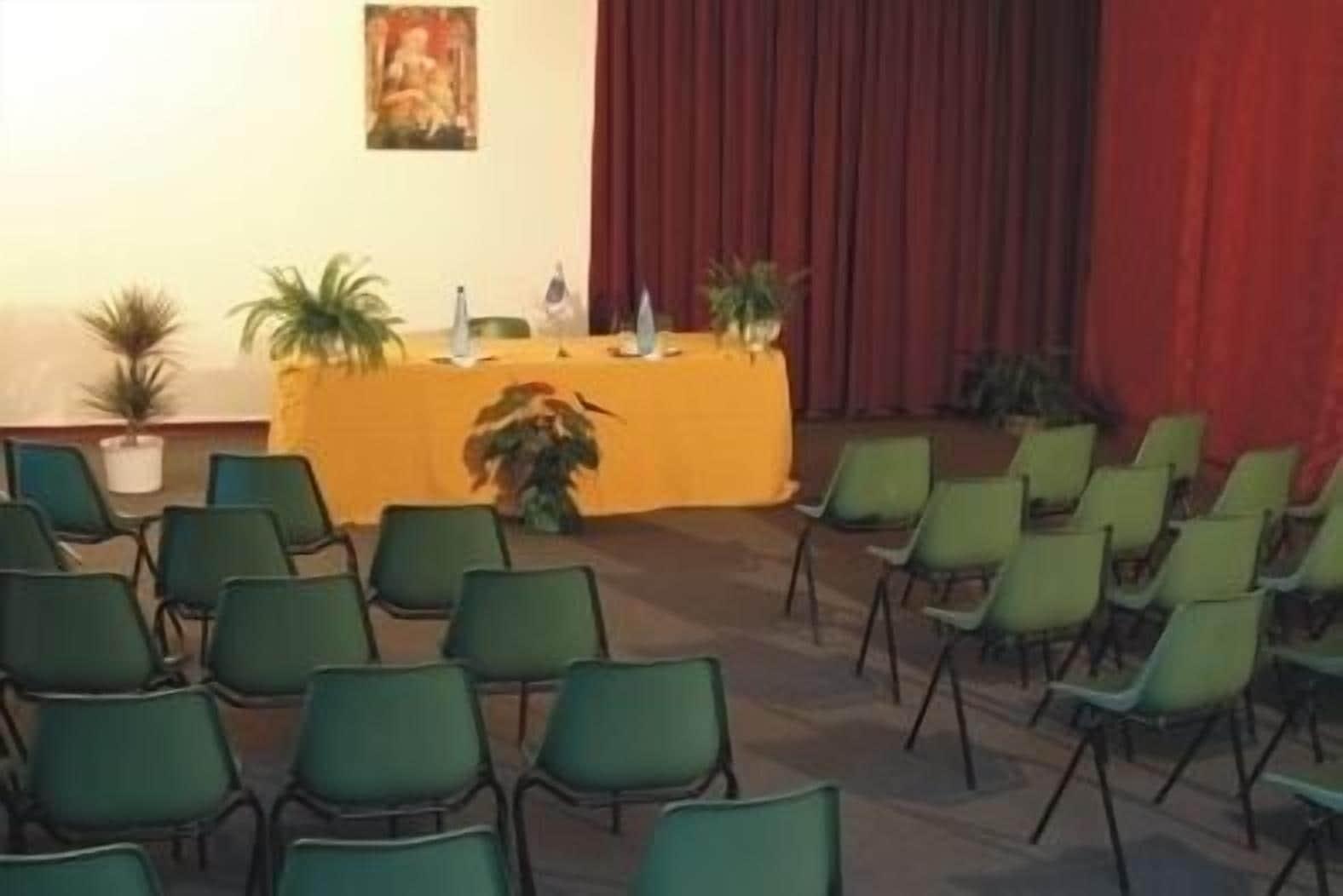 Sala de Reuniones Corona