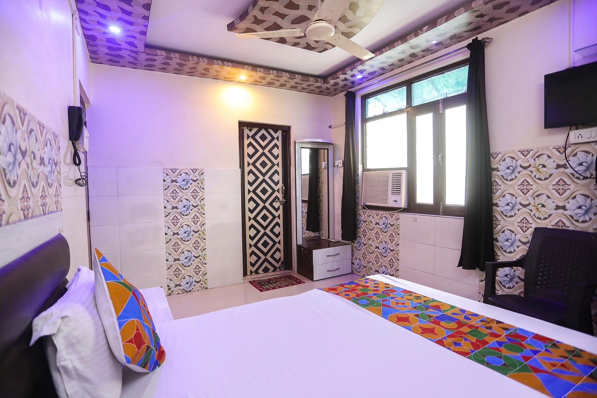 Habitación Fabexpress Kanha Dham