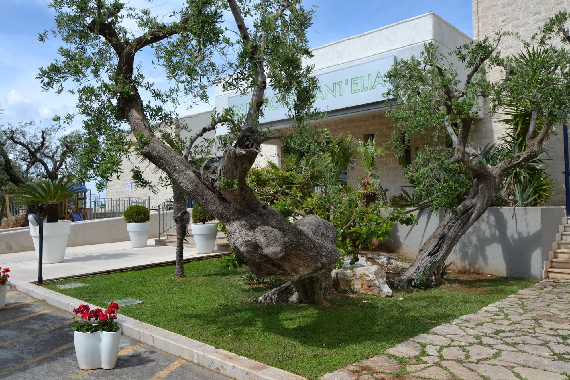 Vista Exterior Park Hotel Sant' Elia