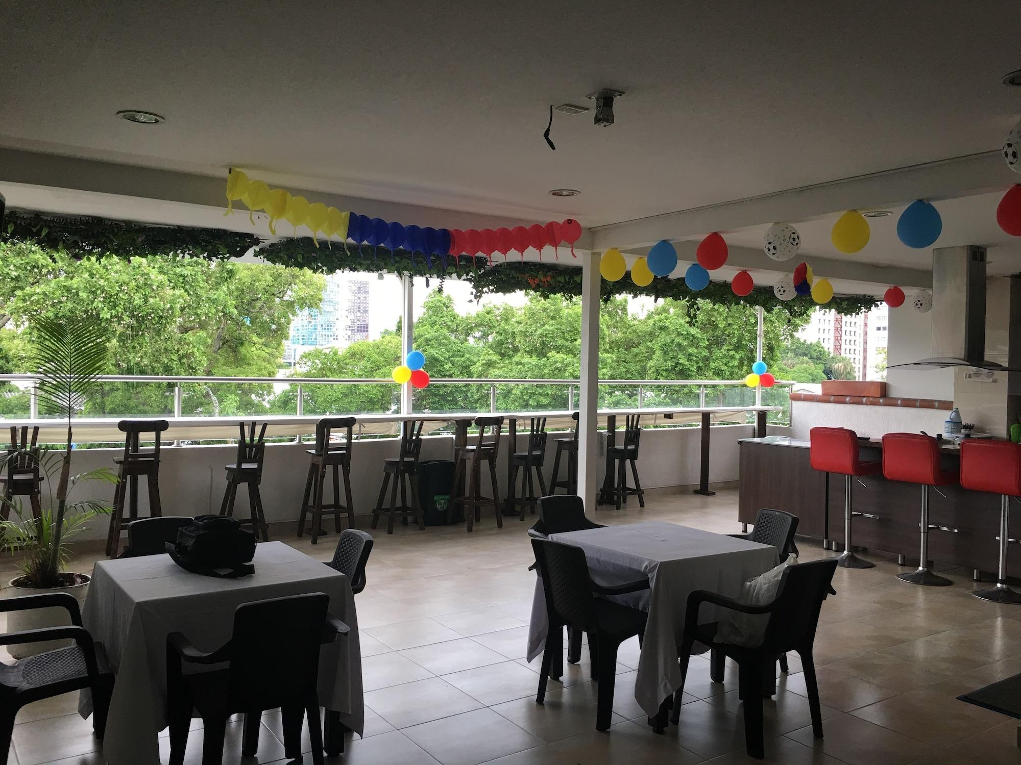 Bar/Salón Hotel Elite Tequendama Cali