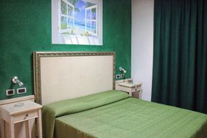 Alojamiento - Orange Motel