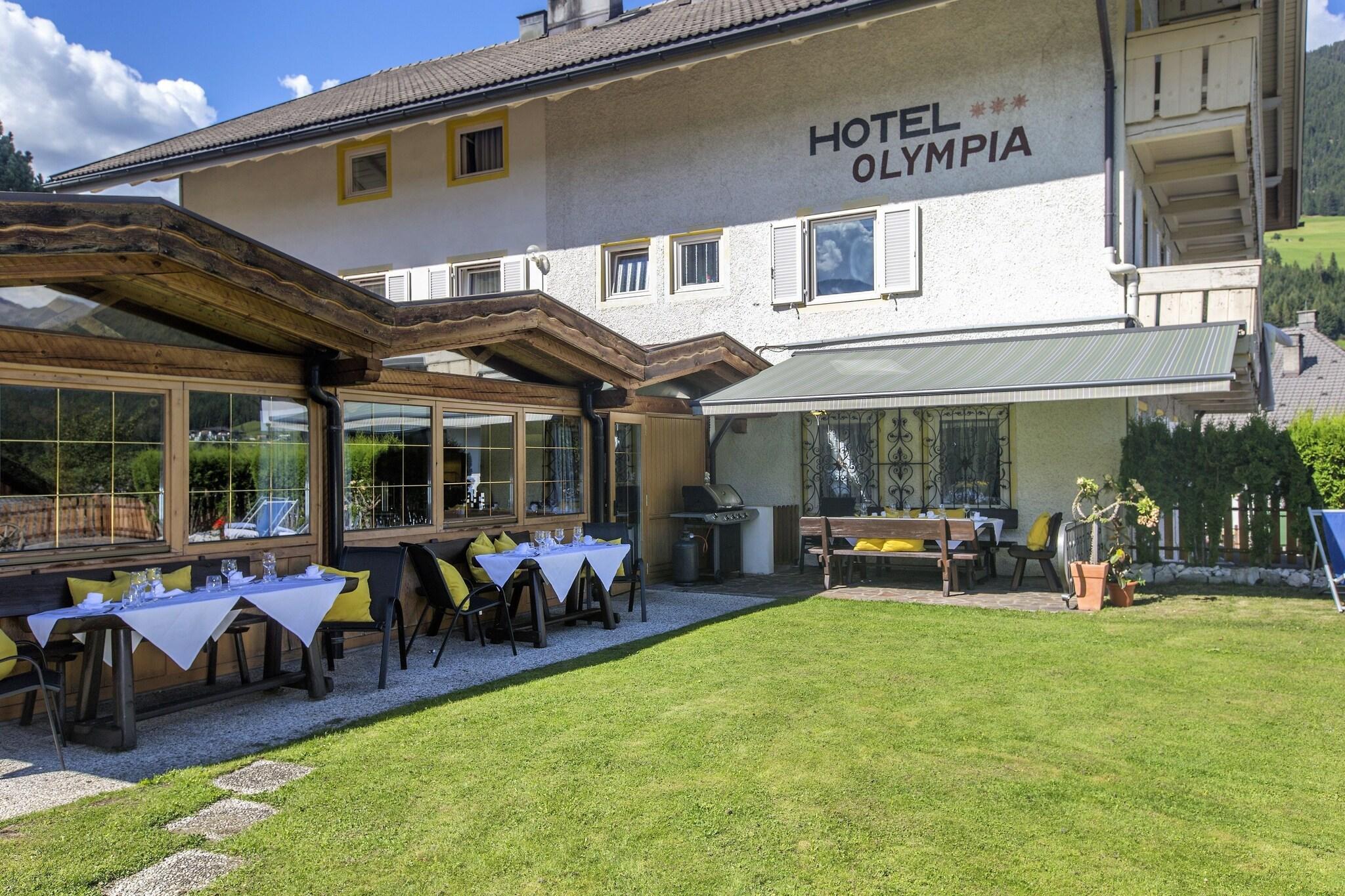 Varios Hotel Chalet Olympia