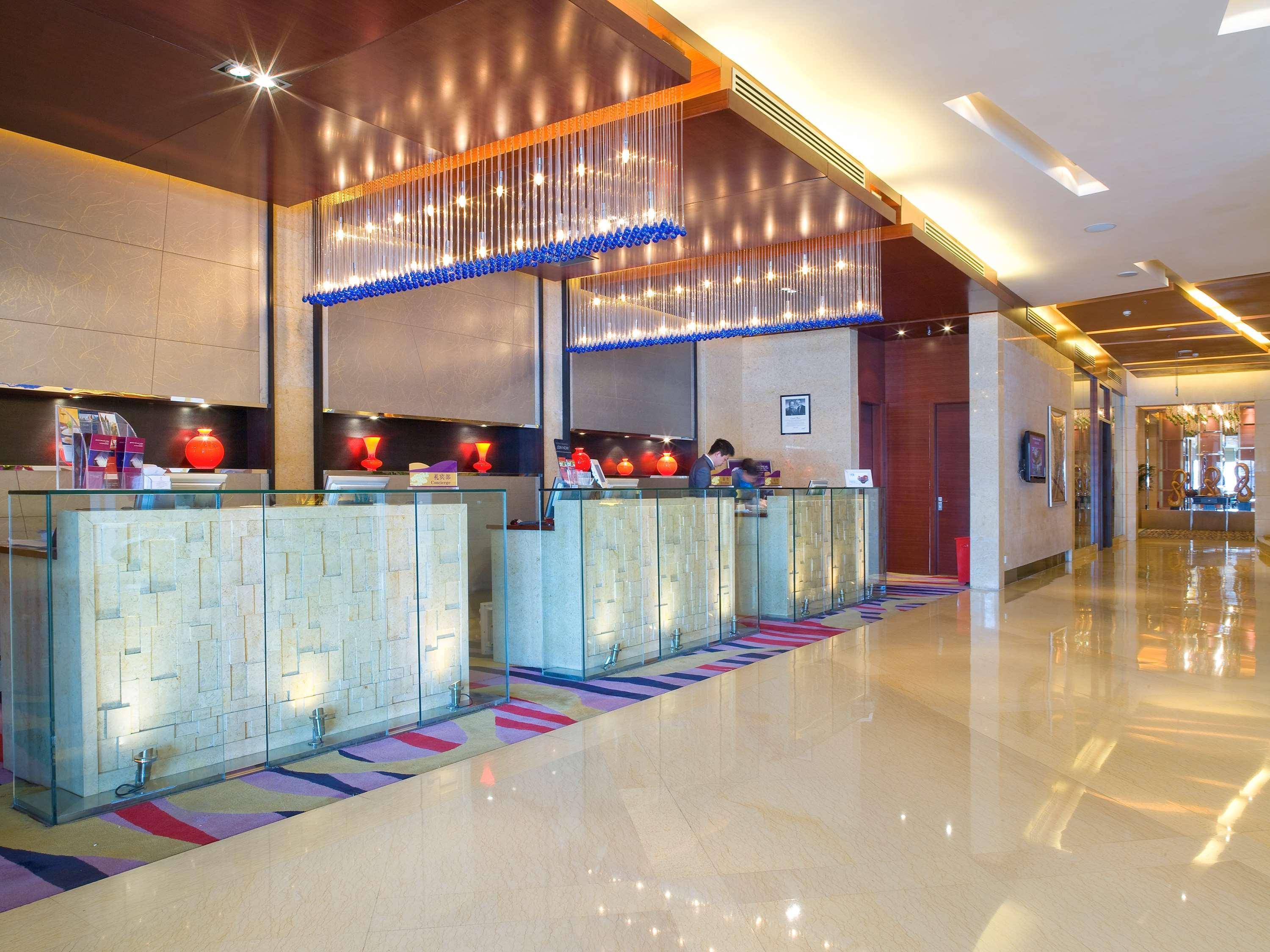 Vista Lobby Grand Mercure Beijing Central