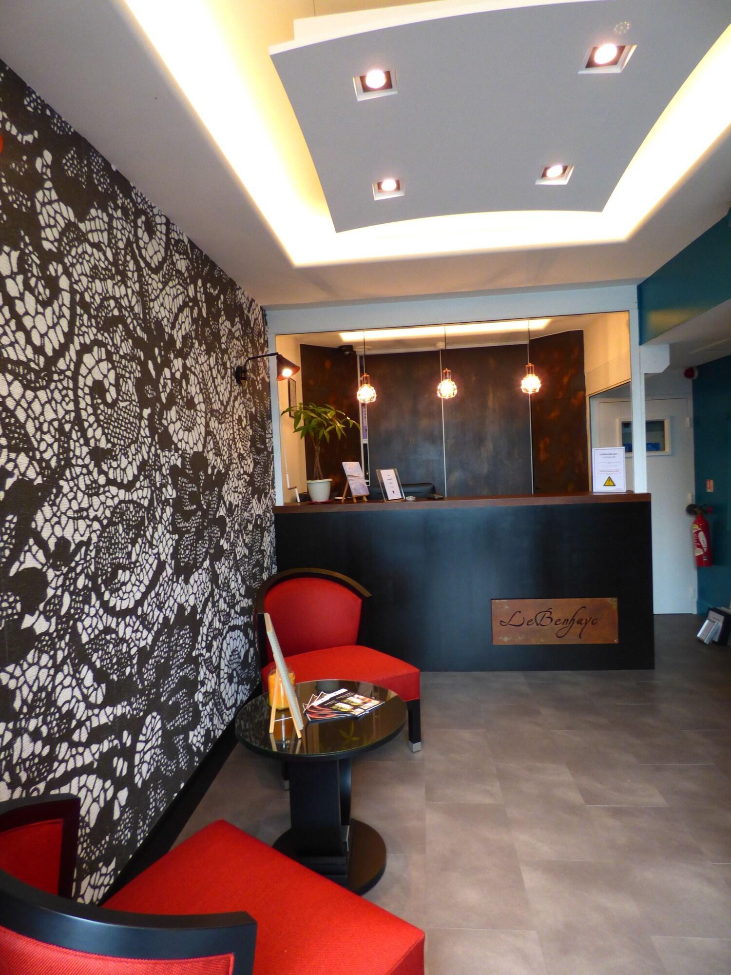 Vista Lobby Le Benhuyc