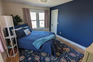 Alquiler Vacacional - Charming & Relaxing Two Bedroom Upper Apartment in the Heart of Fredonia