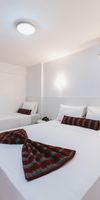 undefined - Hotel 3 estrellas con Desayuno
