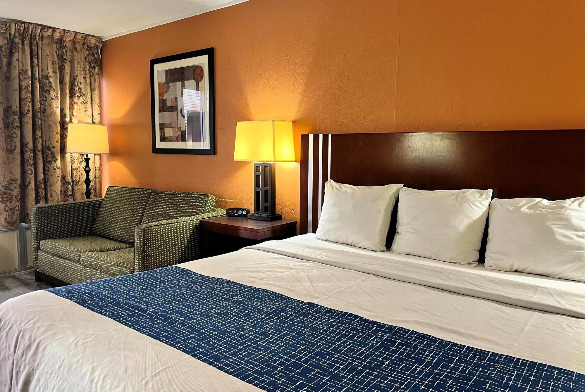 Habitación Travelodge by Wyndham Seymour