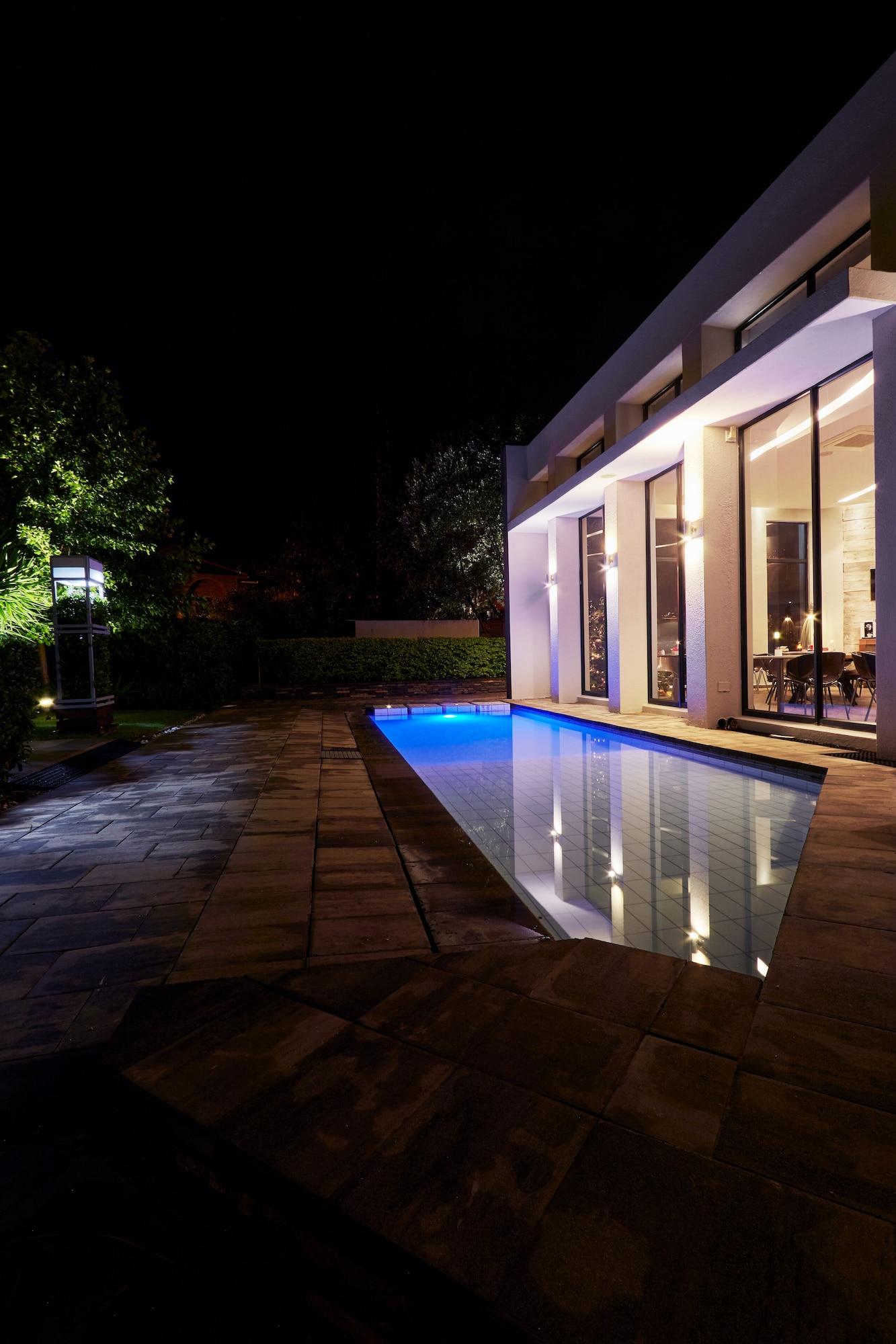 Vista Piscina The Lakes Boutique Lodge