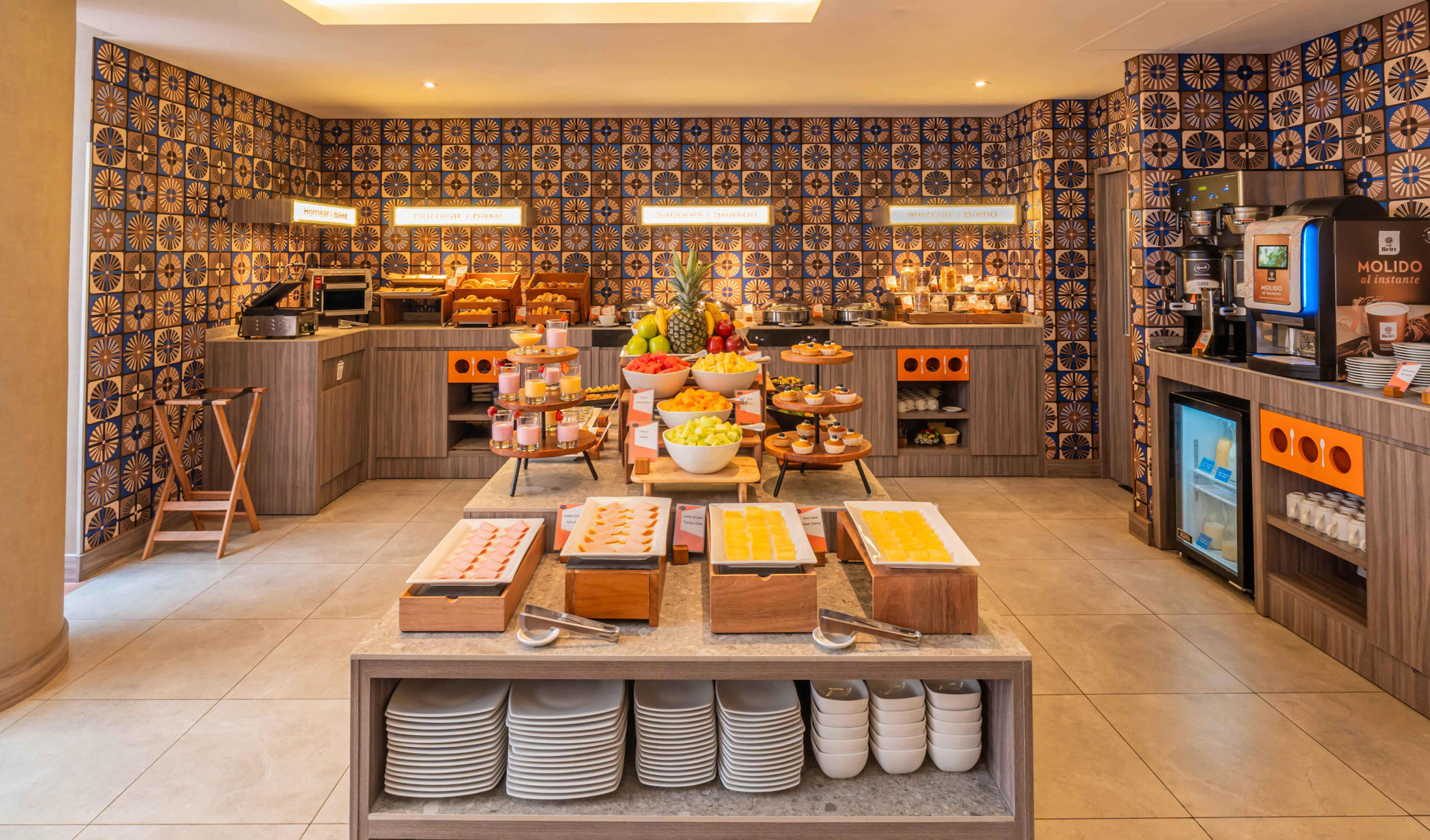 Restaurant Hampton by Hilton Cusco