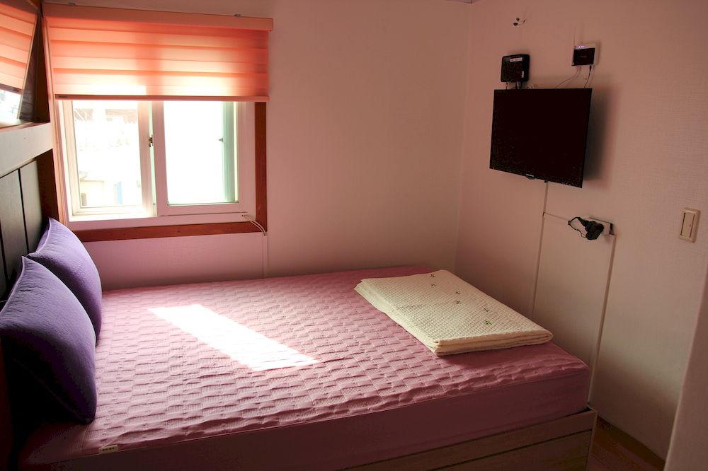Habitación J Story Guest House