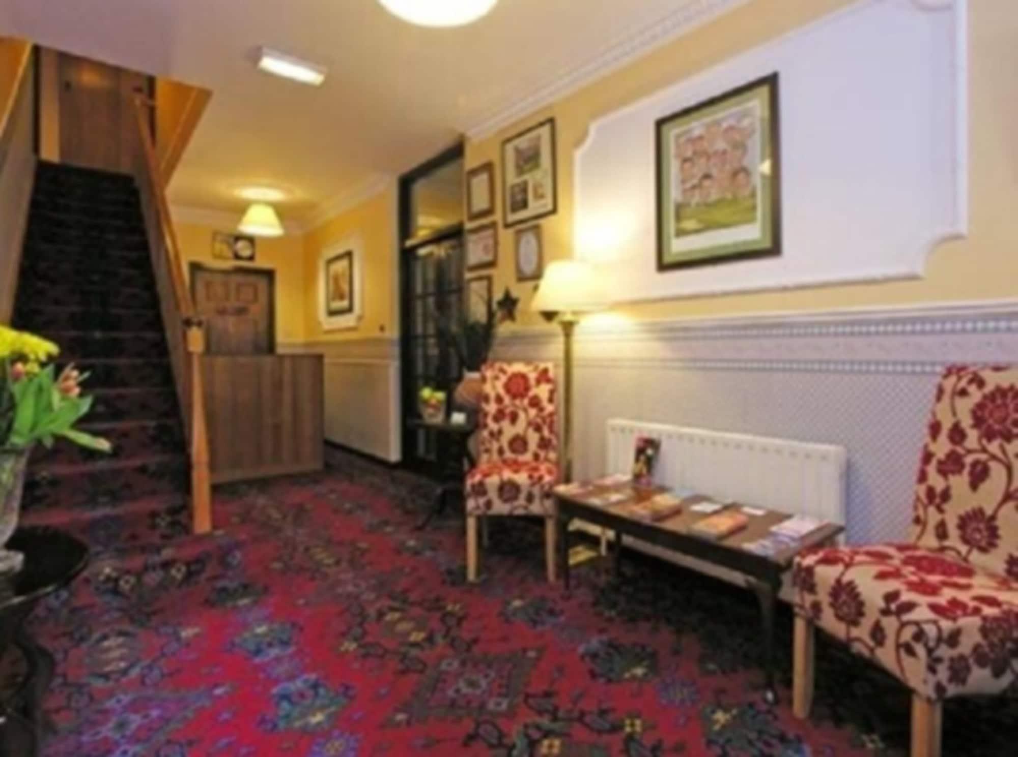 Varios 19th Green guesthouse